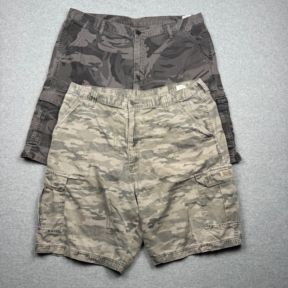 Wrangler Mens Camo Cargo Shorts 2 Pack Grey Tan Camouflage Size 40 Gorpcore
